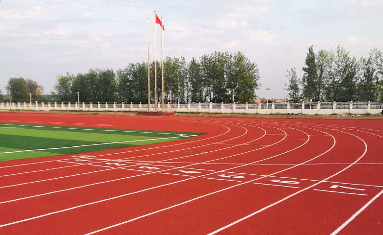 K1体育全塑型塑胶跑道